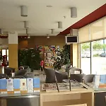Отель Express Valencia Bonaire By Ihg