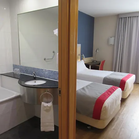 Express Valencia Bonaire By Ihg